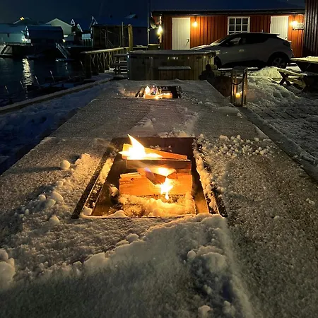 Cosy On Jetty In Lofoten Skrova